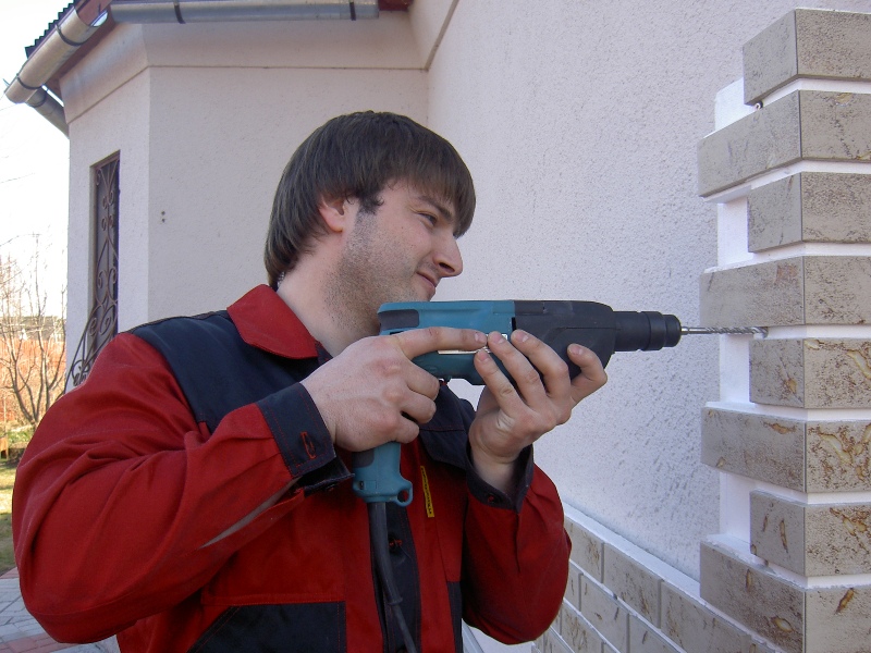 Показываем, как монтировать термопанели фасадные